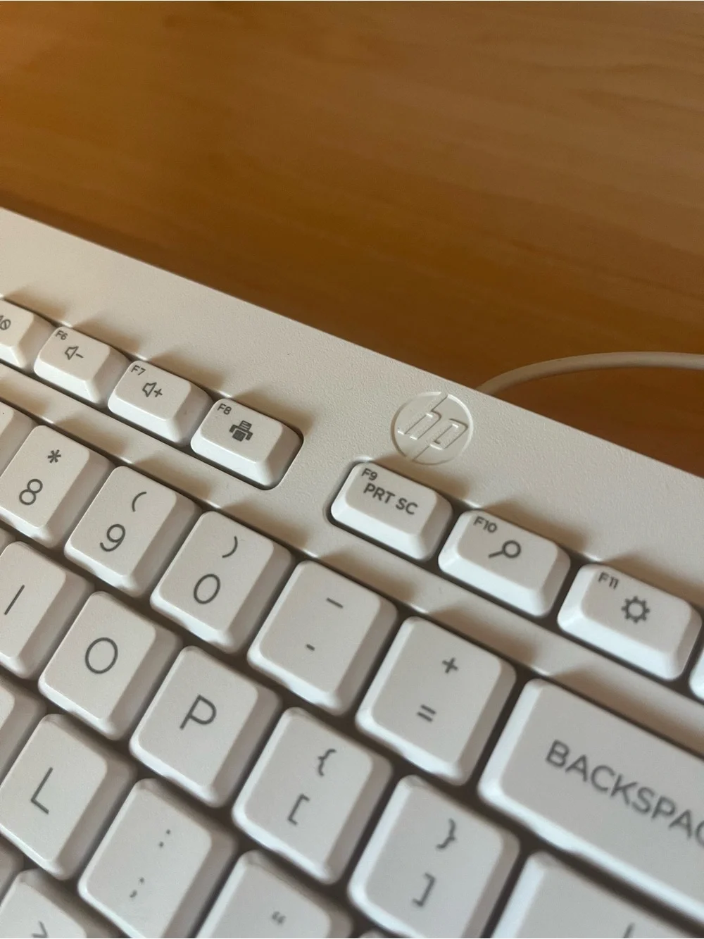 HP White Wired Mouse, Keyboard, Mouse Pad Bundle